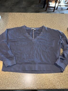 Marine Layer Women's V-Neck Sweatshirt in Slate Blue